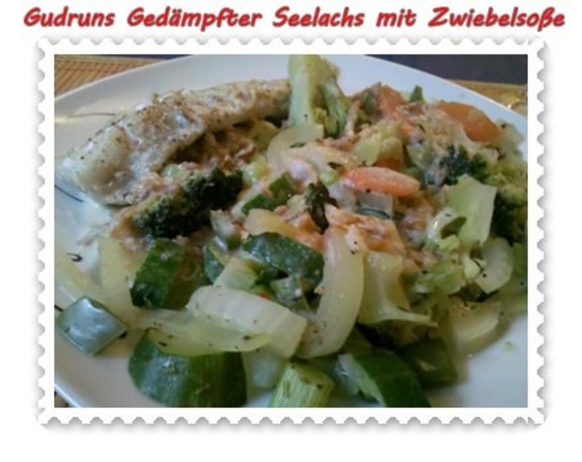 Bilder für Fisch: Gedämpfter Seelachs mit Zwiebelsoße - Rezept