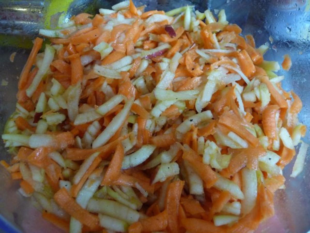 Salat : Möhren - Apfel - Salat - Rezept - Bild Nr. 2