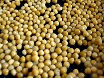 Rezept: Kopfsalatsüppchen mit Minz-Erbsen Garnitur Bild Nr. 9 Kopfsalatsüppchen mit Minz-Erbsen Garnitur - Rezept - Bild Nr. 9