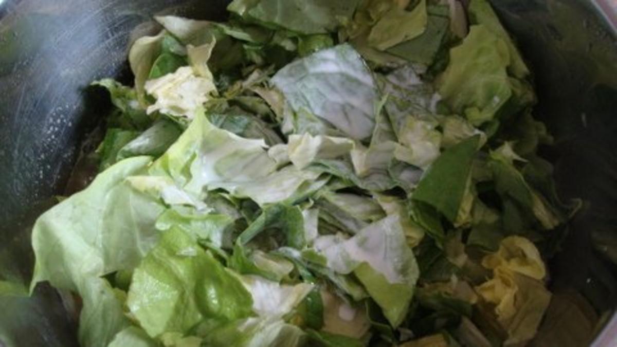 Kopfsalatsüppchen mit Minz-Erbsen Garnitur - Rezept - Bild Nr. 11