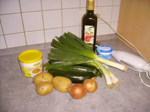 Schnelles Zuchinisüppchen - Rezept - Bild Nr. 2