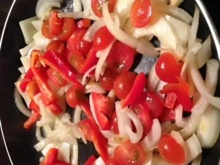 Zwiebel-Sahne-Hähnchen - Rezept - Bild Nr. 2