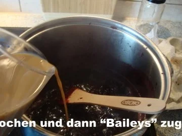 Rezept: Beerenmarmelade mit Baileys und "Hicks" Bild Nr. 5 Beerenmarmelade mit Baileys und "Hicks" - Rezept - Bild Nr. 5