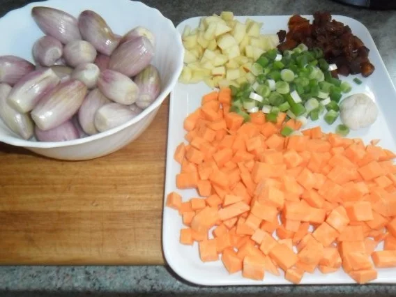 Rezept: charlottentopf süß-sauer Bild Nr. 3 charlottentopf süß-sauer - Rezept - Bild Nr. 3