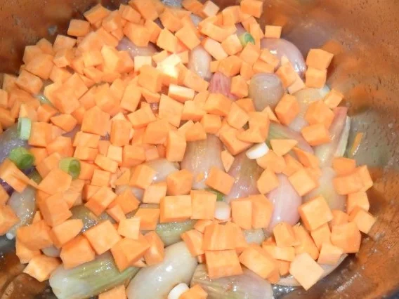 Rezept: charlottentopf süß-sauer Bild Nr. 7 charlottentopf süß-sauer - Rezept - Bild Nr. 7