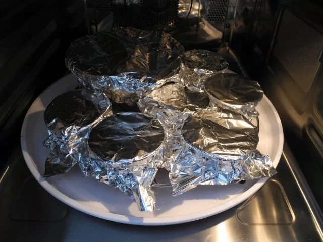 Rezept: Semmelknödel aus dem Gugelhupf an Tomatensoße mit Kasslerkamm Bild Nr. 9 Semmelknödel aus dem Gugelhupf an Tomatensoße mit Kasslerkamm - Rezept - Bild Nr. 9