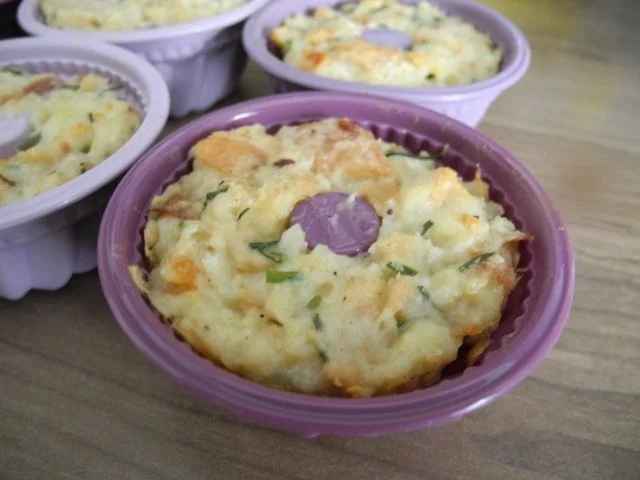 Rezept: Semmelknödel aus dem Gugelhupf an Tomatensoße mit Kasslerkamm Bild Nr. 3 Semmelknödel aus dem Gugelhupf an Tomatensoße mit Kasslerkamm - Rezept - Bild Nr. 3