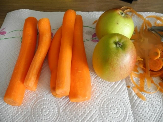 Rezept: Semmelknödel aus dem Gugelhupf an Tomatensoße mit Kasslerkamm Bild Nr. 10 Semmelknödel aus dem Gugelhupf an Tomatensoße mit Kasslerkamm - Rezept - Bild Nr. 10