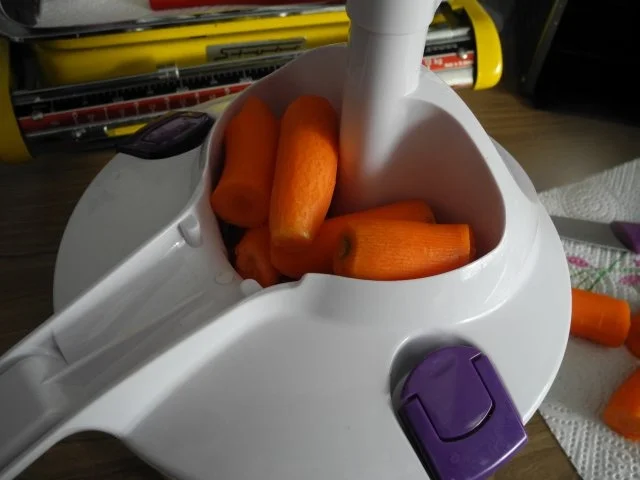 Rezept: Semmelknödel aus dem Gugelhupf an Tomatensoße mit Kasslerkamm Bild Nr. 13 Semmelknödel aus dem Gugelhupf an Tomatensoße mit Kasslerkamm - Rezept - Bild Nr. 13