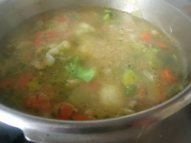 Rezept: Hühnergemüseeintopf mit Quinoa Bild Nr. 9 Hühnergemüseeintopf mit Quinoa - Rezept - Bild Nr. 9