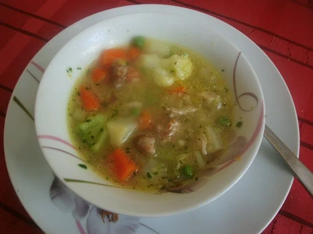 Rezept: Hühnergemüseeintopf mit Quinoa Hühnergemüseeintopf mit Quinoa - Rezept