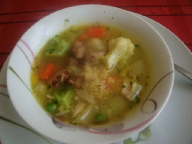 Rezept: Hühnergemüseeintopf mit Quinoa Bild Nr. 10 Hühnergemüseeintopf mit Quinoa - Rezept - Bild Nr. 10