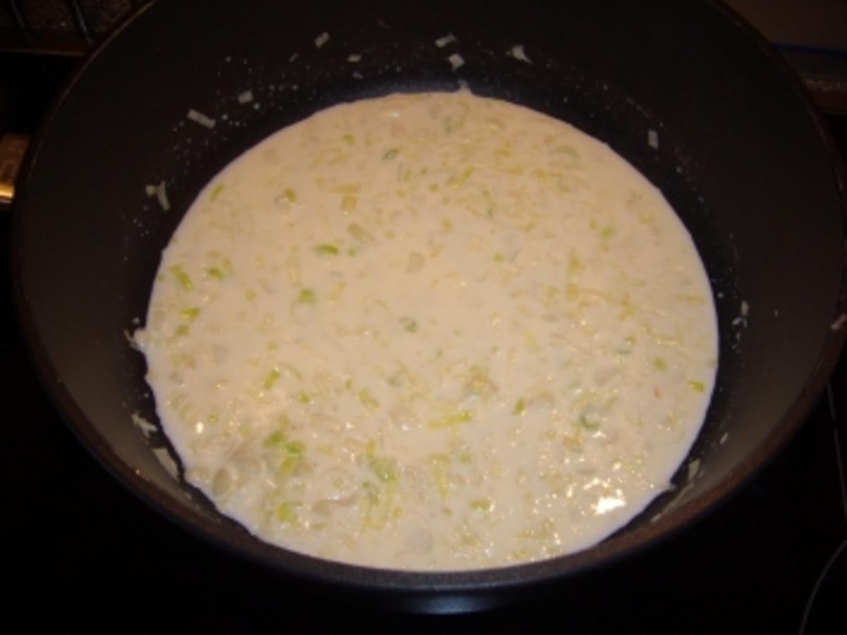 Kikis Nudeln mit Räucherlachs - Rezept - kochbar.de