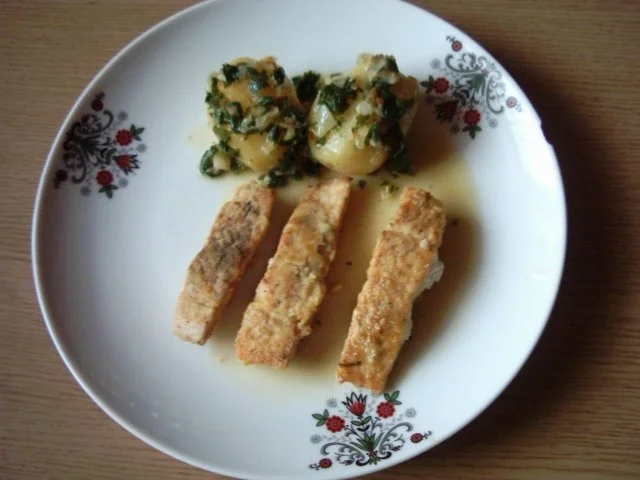 Lachs gebraten mit Buttersoße - Rezept