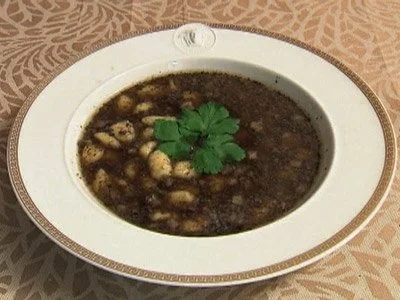 Rezept: Pfälzer Worschtsupp mit Riwwele (Iris Klein) Pfälzer Worschtsupp mit Riwwele (Iris Klein) - Rezept