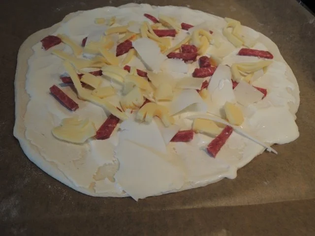 Rezept: Flammkuchen Bild Nr. 3 Flammkuchen - Rezept - Bild Nr. 3