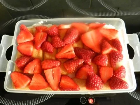 Rezept: Erdbeer Tiramisu Bild Nr. 3 Erdbeer Tiramisu - Rezept - Bild Nr. 3