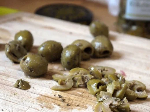 Mediterranes Hackfleisch im Tramezzini-Mantel - Rezept - Bild Nr. 4