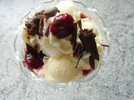 Rezept: ❤ Schwarzwälder Kirsch - Rolle ❤ Bild Nr. 34 ❤ Schwarzwälder Kirsch - Rolle ❤ - Rezept - Bild Nr. 34