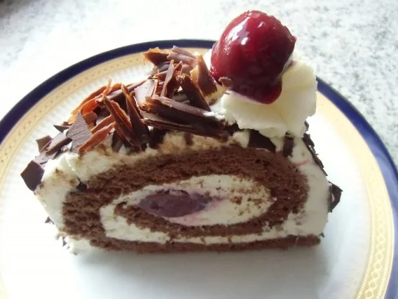 Rezept: ❤ Schwarzwälder Kirsch - Rolle ❤ Bild Nr. 3 ❤ Schwarzwälder Kirsch - Rolle ❤ - Rezept - Bild Nr. 3