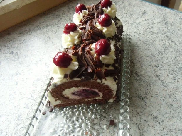 Rezept: ❤ Schwarzwälder Kirsch - Rolle ❤ Bild Nr. 2 ❤ Schwarzwälder Kirsch - Rolle ❤ - Rezept - Bild Nr. 2