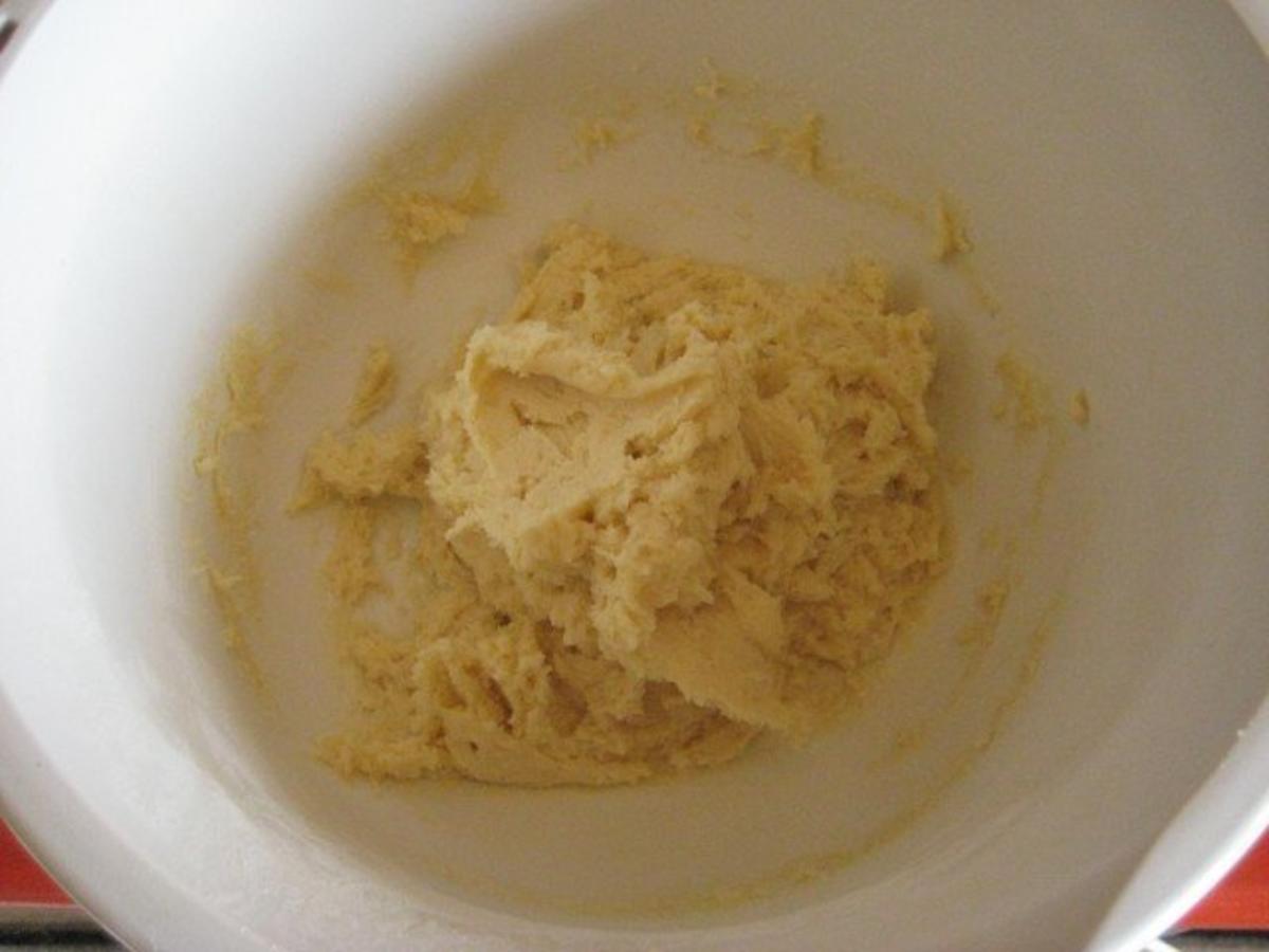 Kiwikuchen mit Butter-Mandel-Guss - Rezept - Bild Nr. 6
