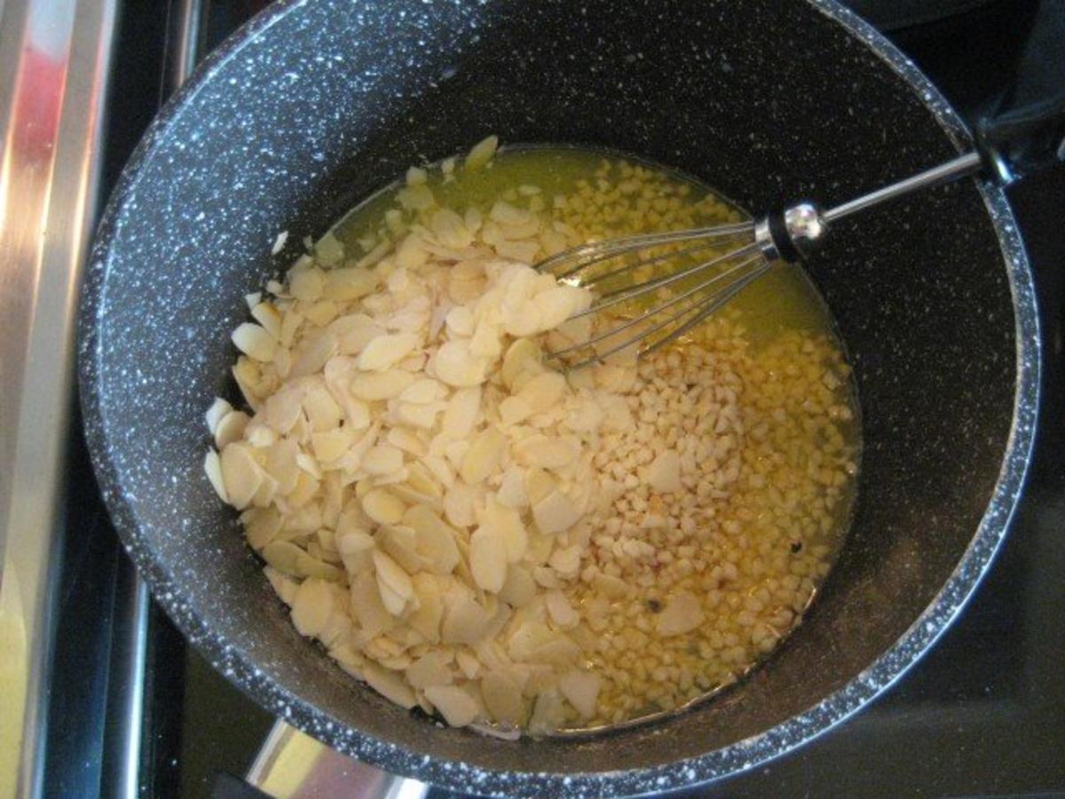 Kiwikuchen mit Butter-Mandel-Guss - Rezept - Bild Nr. 10