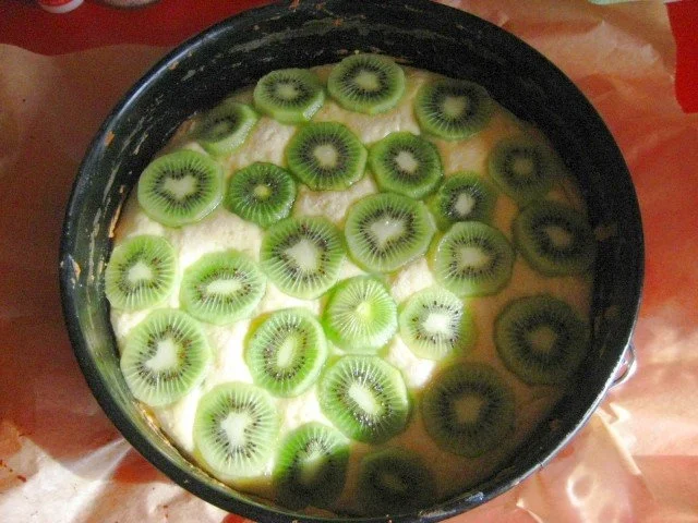 Kiwikuchen mit Butter-Mandel-Guss - Rezept - Bild Nr. 12