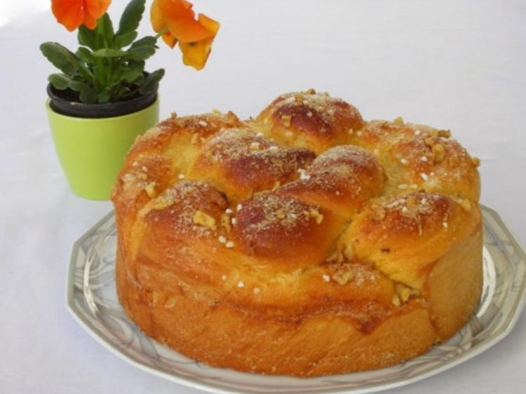 Süßes bulgarisches Osterbrot Kusunak - einfach - von Noriana