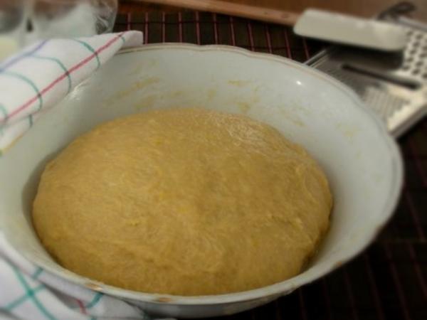 Süßes bulgarisches Osterbrot Kusunak - einfach - von Noriana