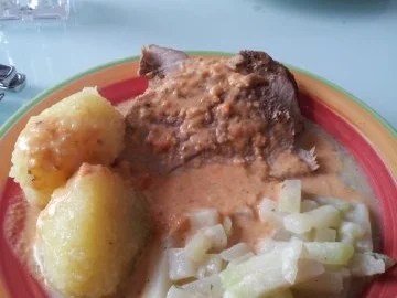 Saftiger Schweinebraten mit Biersoße - Rezept - Bild Nr. 6