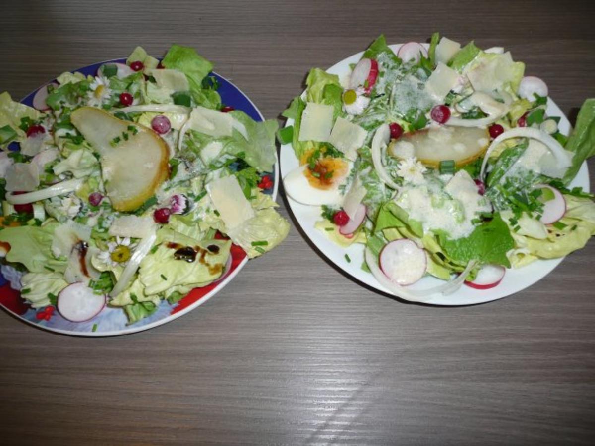 Salat der Saison, Kammrollbraten mit Zwiebelfüllung , Nudeln & Überraschungsdessert - Rezept - Bild Nr. 15