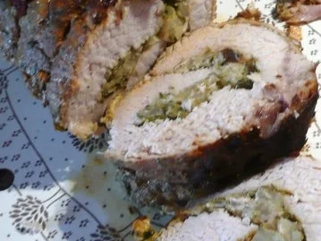 Salat der Saison, Kammrollbraten mit Zwiebelfüllung , Nudeln & Überraschungsdessert - Rezept - Bild Nr. 17