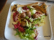 Rezept: Speck Pralinen im Salat Bett Speck Pralinen im Salat Bett - Rezept