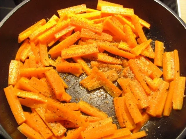 Rezept: Feuriger Tomaten-Bulgur-Salat Bild Nr. 6 Feuriger Tomaten-Bulgur-Salat - Rezept - Bild Nr. 6