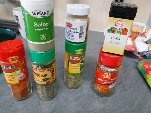 Bandnudeln mit Saisongemüse und vielen Kräutern und - Rezept - Bild Nr. 7