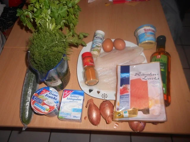 Feine Fischfrikadellen an Gurkengemüse - Rezept - Bild Nr. 2