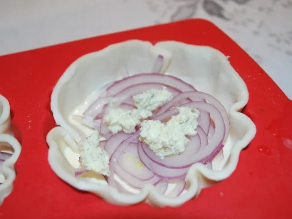 Kirschtomaten-Tarteletts - Rezept - Bild Nr. 5