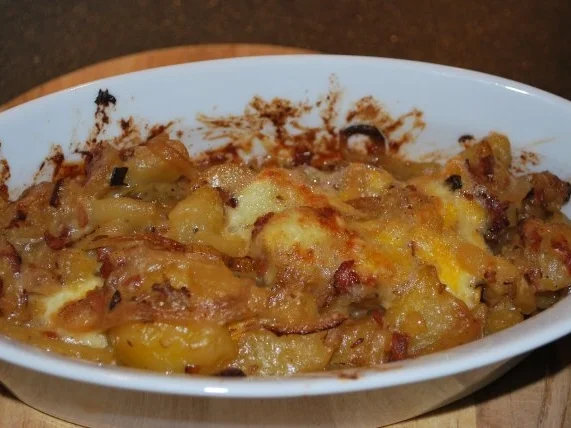 Rezept: Tartiflette mit Reblochon Tartiflette mit Reblochon - Rezept