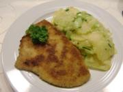 Schnitzel mit Kartoffelsalat à la Heiko - Rezept