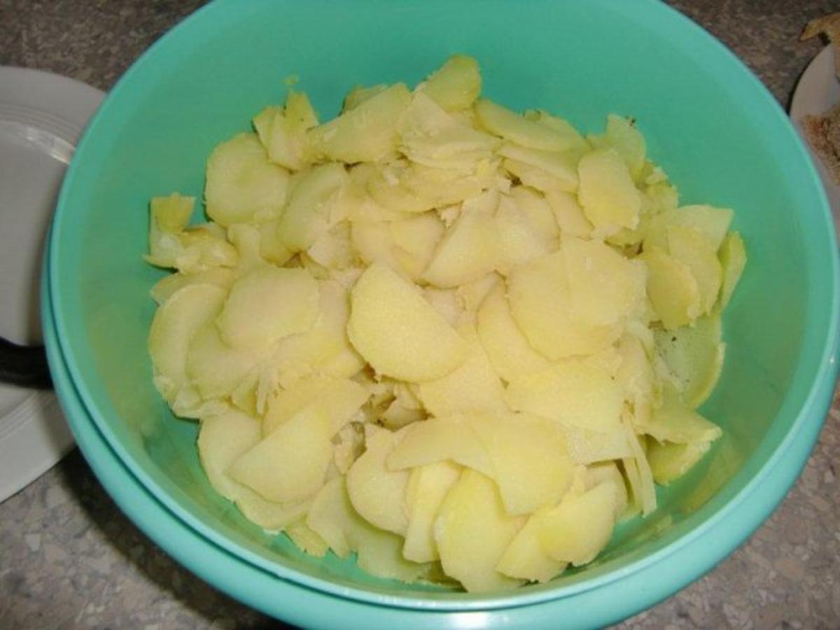 Schnitzel mit Kartoffelsalat à la Heiko - Rezept - Bild Nr. 9