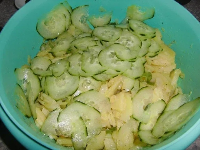 Rezept: Schnitzel mit Kartoffelsalat à la Heiko Bild Nr. 11 Schnitzel mit Kartoffelsalat à la Heiko - Rezept - Bild Nr. 11