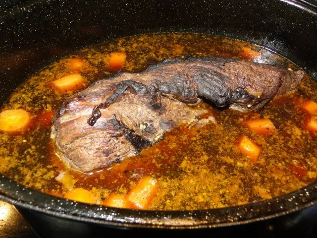 Sauerbraten selber eingelegt auf ausdrücklichem Wunsch diesmal keine Rosinen - Rezept - Bild Nr. 3