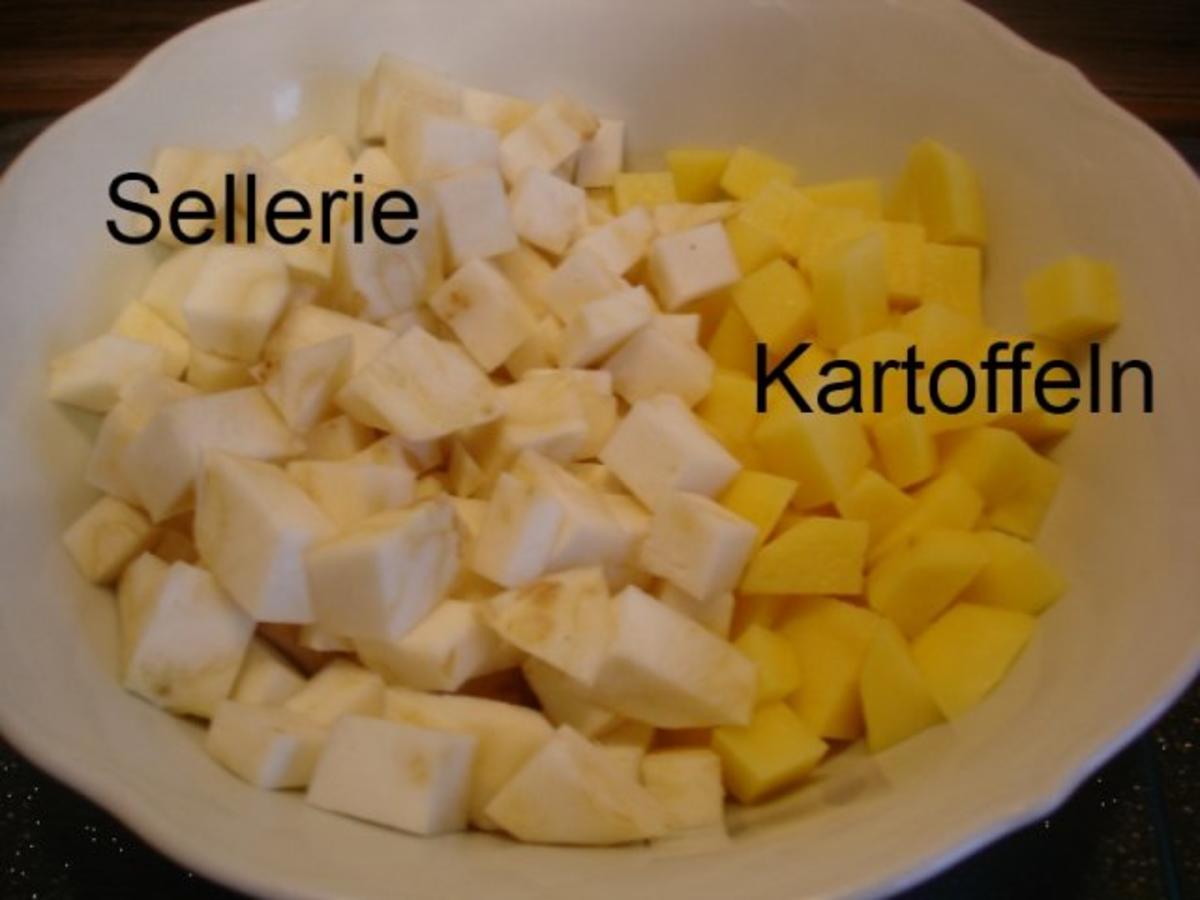 Fränkische Bratwurst mit Sellerie-Kartoffelstampf und Zuckerschoten-Möhrenblütengemüse - Rezept - Bild Nr. 10