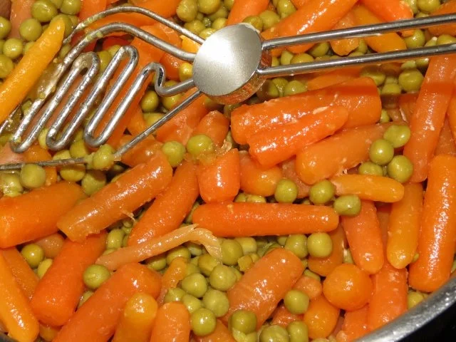 Rezept: Sisserl' s - *Erbsen - Möhren - Gemüse* Bild Nr. 2 Sisserl' s - *Erbsen - Möhren - Gemüse* - Rezept - Bild Nr. 2