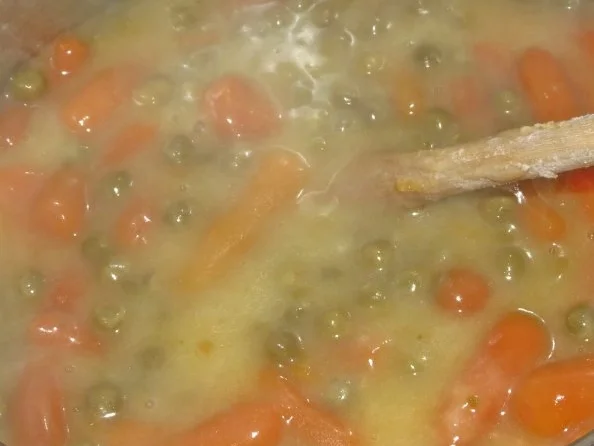 Rezept: Sisserl' s - *Erbsen - Möhren - Gemüse* Bild Nr. 5 Sisserl' s - *Erbsen - Möhren - Gemüse* - Rezept - Bild Nr. 5