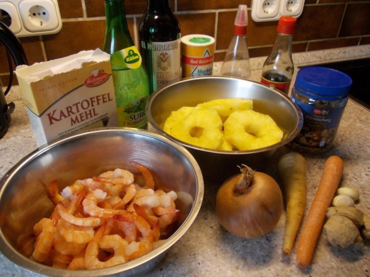 Shrimps in süßsaurer Ananas-Gemüsesoße - Rezept - Bild Nr. 2