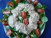 Feldsalat mit Thunfischdressig - Rezept