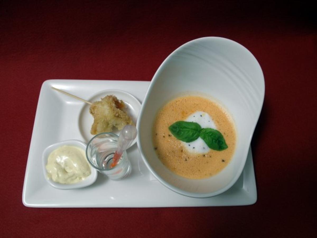 Tomate-Chili-Kokossuppe mit Garnele im Tempuramantel - Rezept
Eingereicht von Das perfekte Dinner