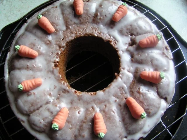 Rezept: Rübli-Apfel-Kuchen mit Amaretto Bild Nr. 10 Rübli-Apfel-Kuchen mit Amaretto - Rezept - Bild Nr. 10